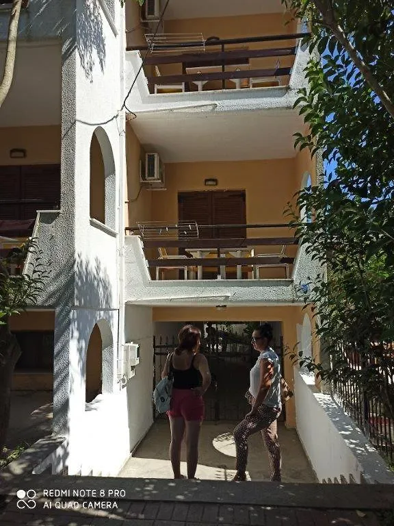 Sirtaki Apartment Siviri