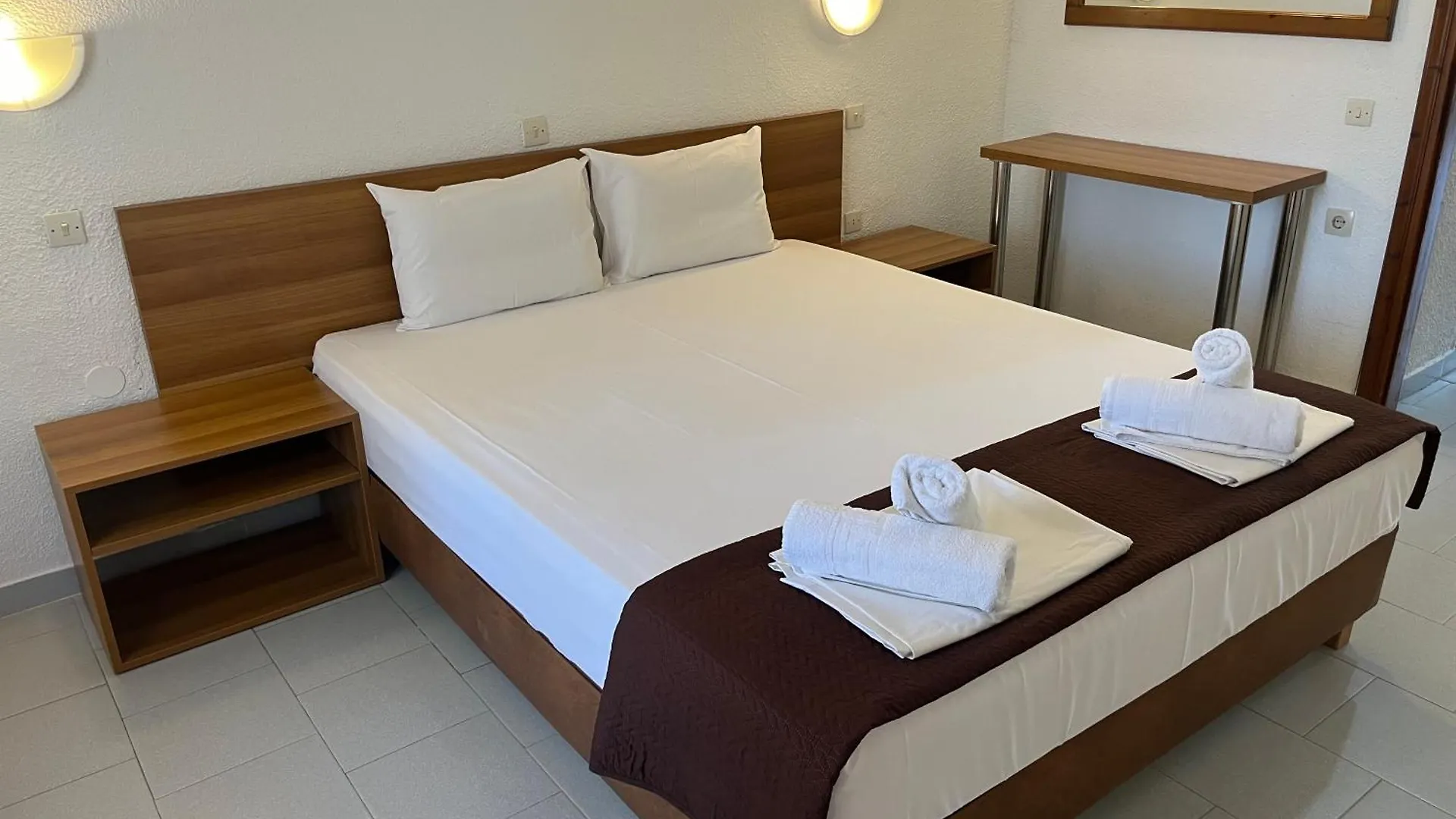 Sirtaki Apartment Siviri Greece
